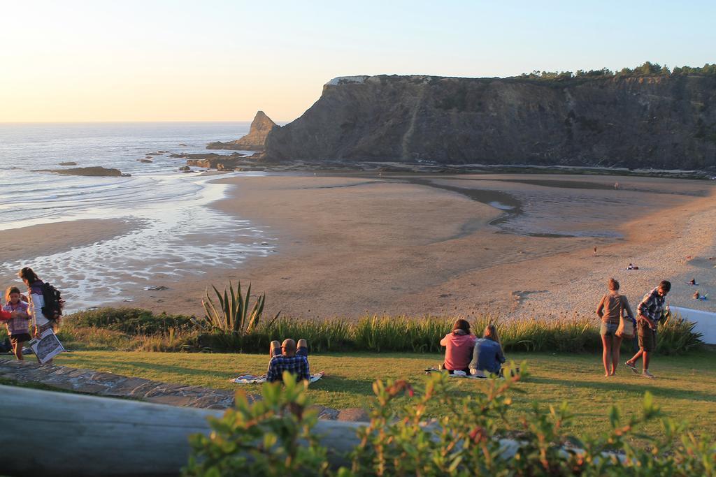 Pedra Dos Corvos Beach House Odeceixe Eksteriør billede