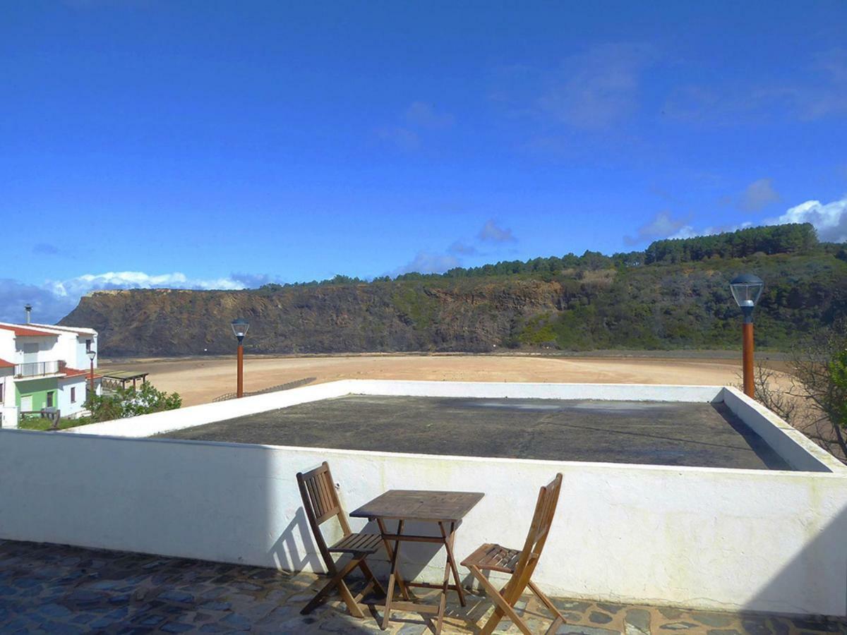 Pedra Dos Corvos Beach House Odeceixe Eksteriør billede